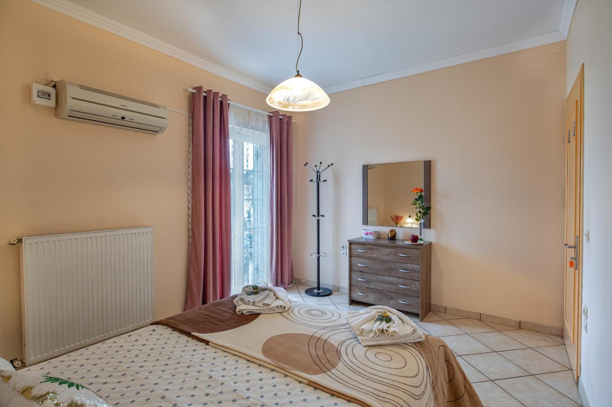 House Of Velenia - 2 Bedroom Apartment Near Old Town, Airport And Bus Station Corfu  Ngoại thất bức ảnh