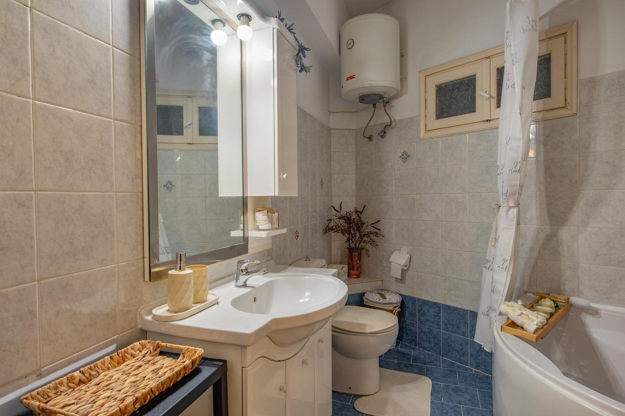 House Of Velenia - 2 Bedroom Apartment Near Old Town, Airport And Bus Station Corfu  Ngoại thất bức ảnh